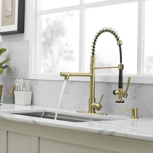 Commercial Kitchen Sink Faucet with Pull Down Sprayer Brushed Gold