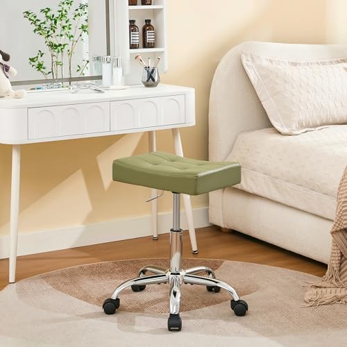 Adjustable Work Stool with Wheels