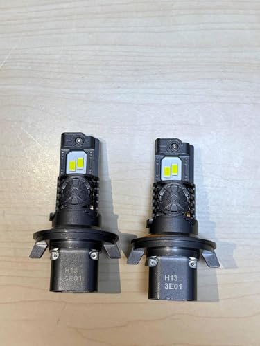 9008 H13 Light Bulbs