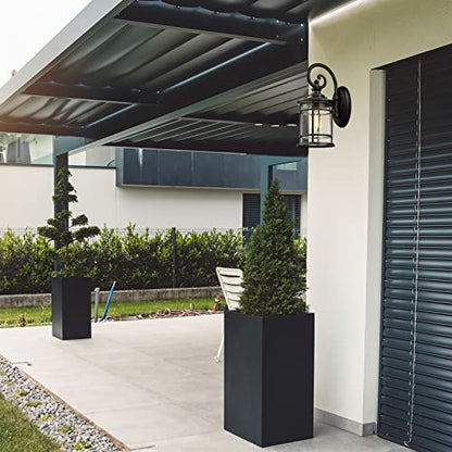 Modern Outdoor Wall Lantern