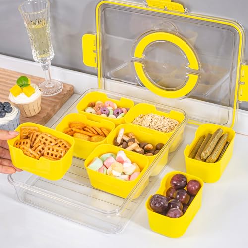 Divided Snack Serving Tray with Lid and Handle Travel Snackle Charcuterie Container Portable Storage Organizer for Candy (28 Ounce)