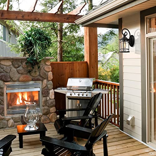 Modern Outdoor Wall Lantern
