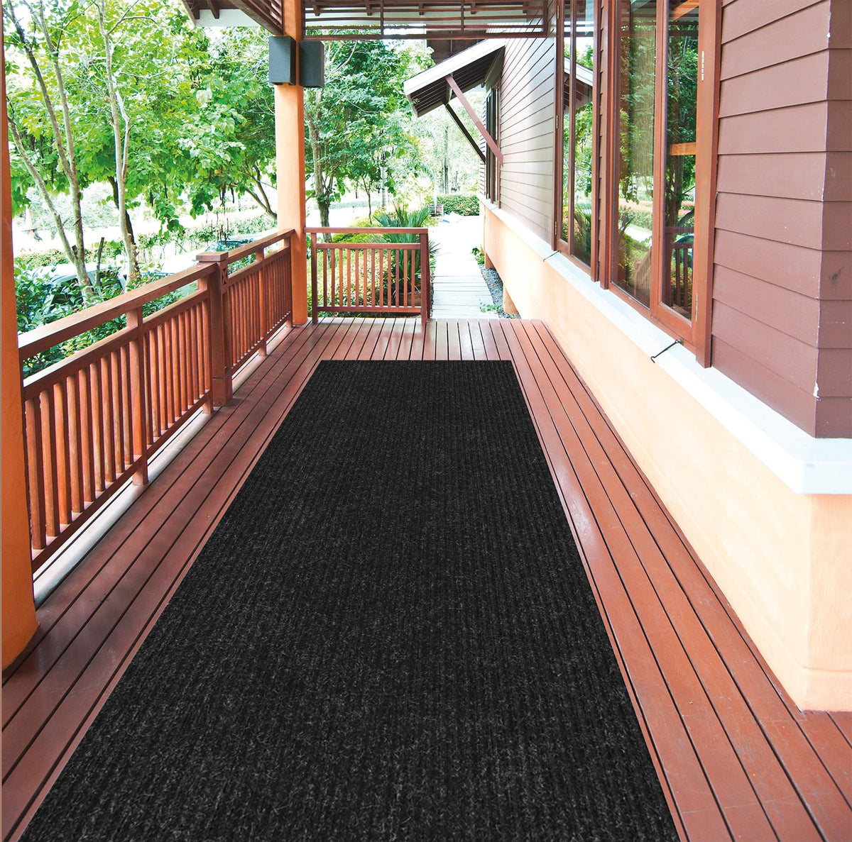 2x8 Runner Rug (Black / 2' x 8' (Runner))